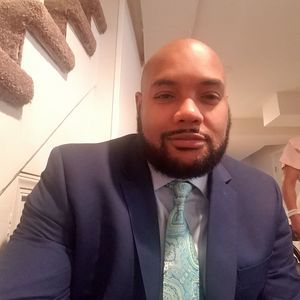 Meet your Posher, Ronald